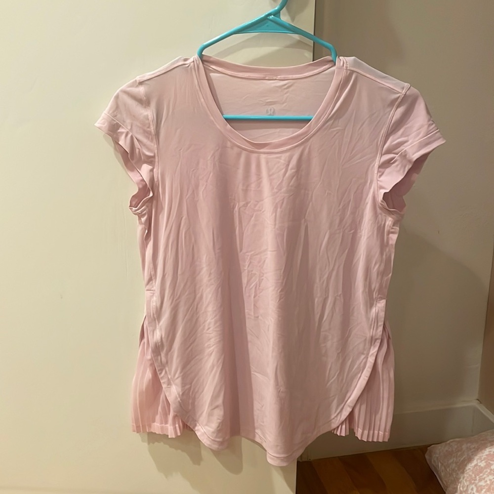 Lululemon Just Pleat It Tee